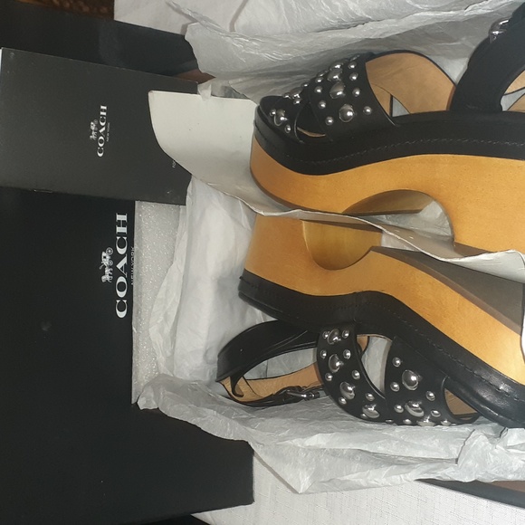 💟 COACH ASTOR STUDDED MATTE CALF BLACK SANDALS - SIZE 8 - NEW IN BOX 💟 - Picture 8 of 9